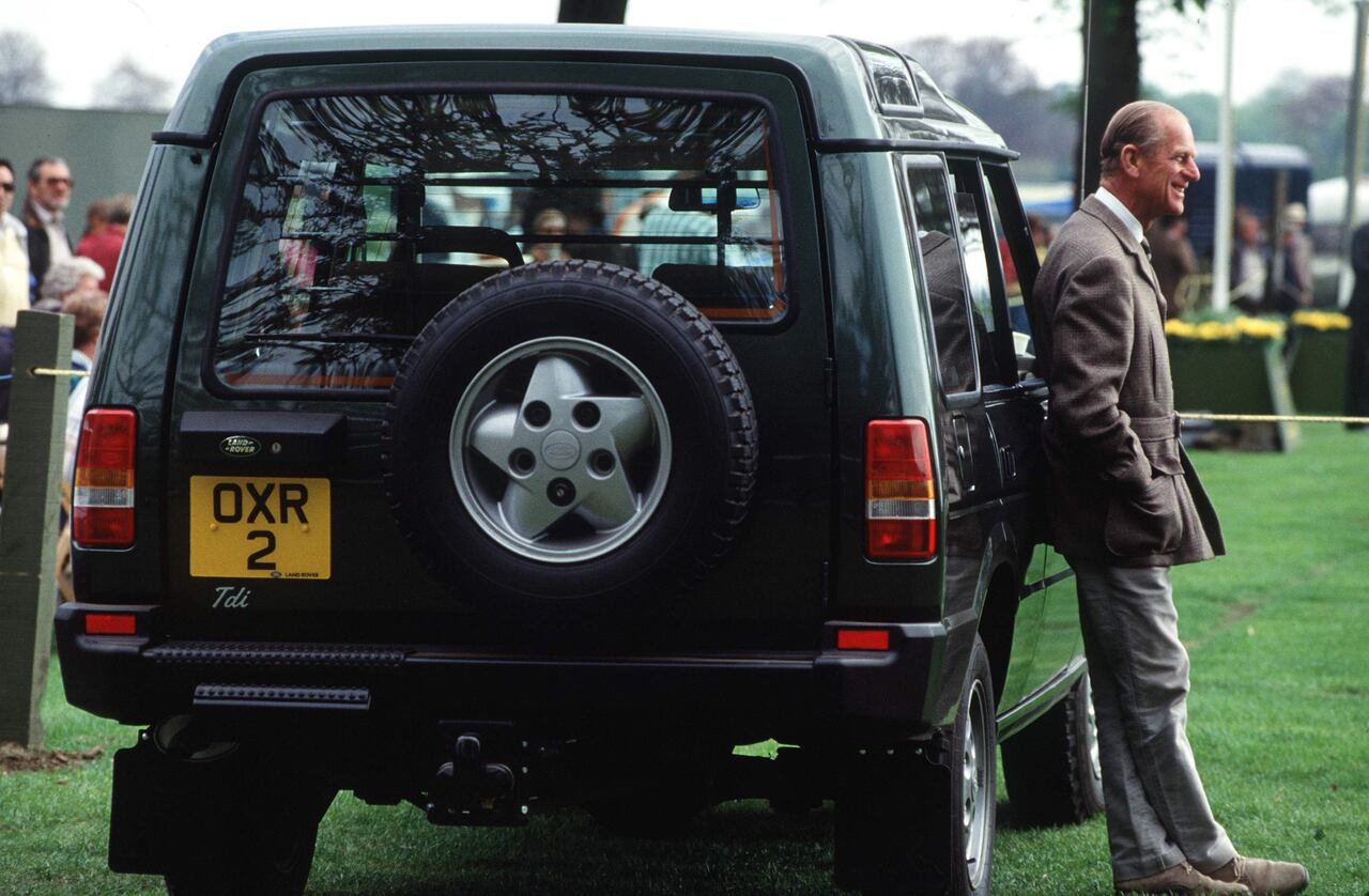 Felipe siempre fue fiel a la marca Land Rover. Se cree que fue dueño, alquiló o al menos manejó un auto de cada generación de la firma.