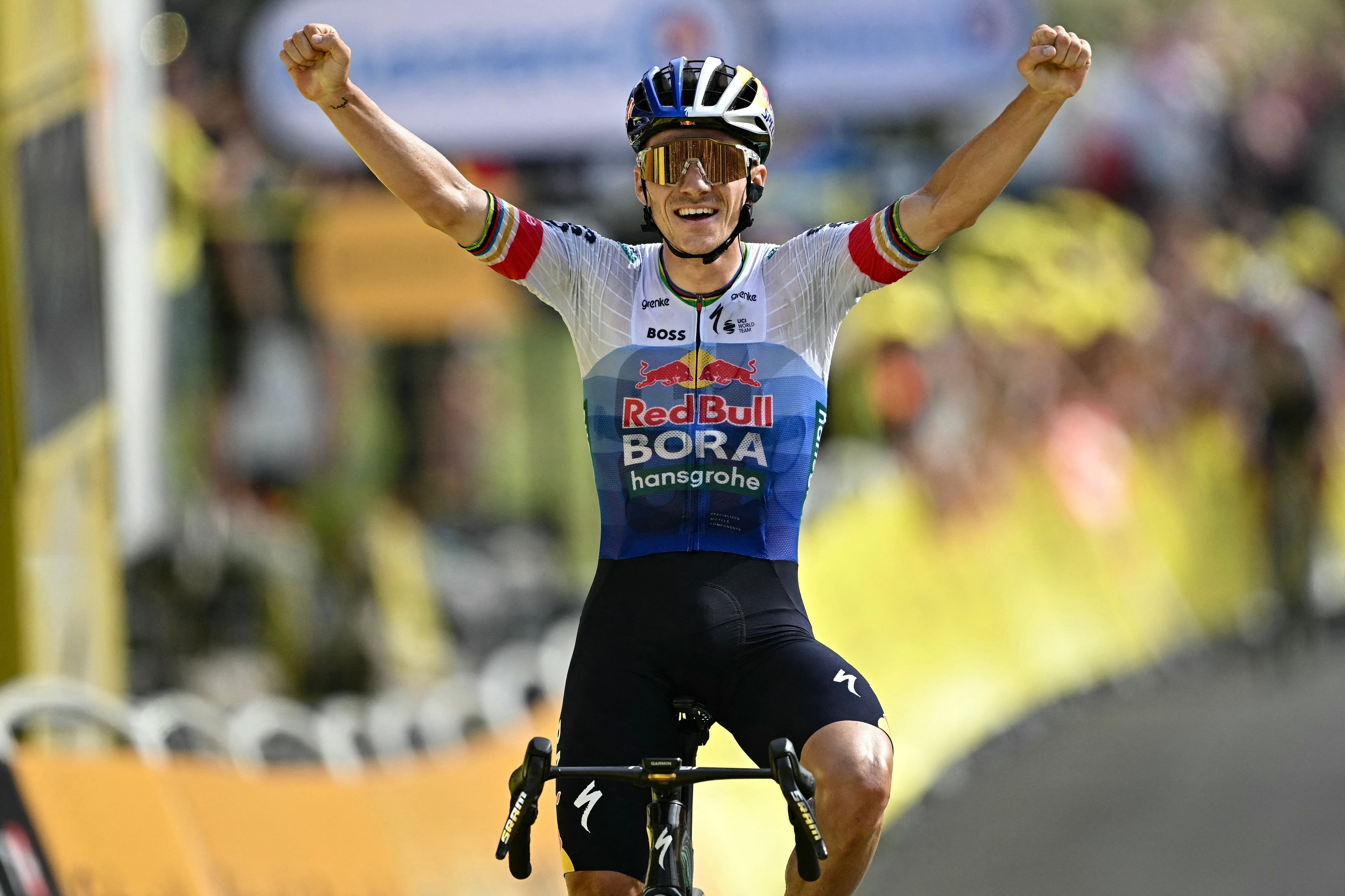 Remco Evenepoel (Bora-Hansgrohe) ganando la etapa 15 del Tour de Francia.