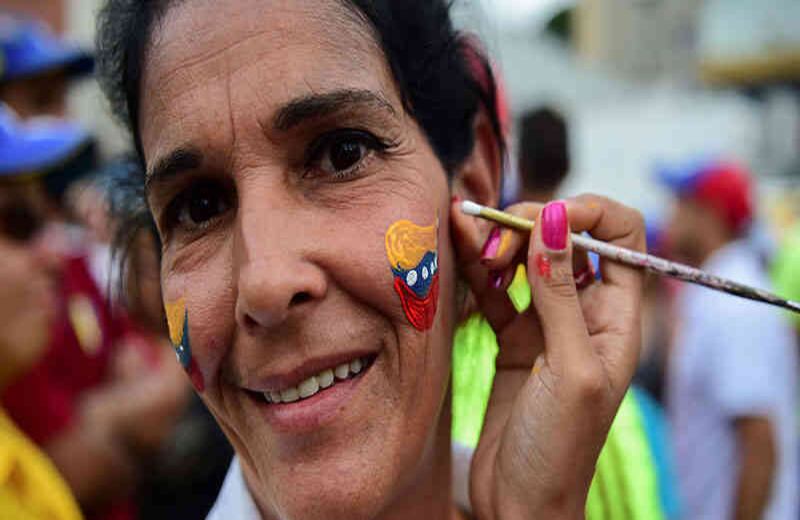 El Vaticano se ofreció a mediar para un diálogo entre el gobierno y la oposición.