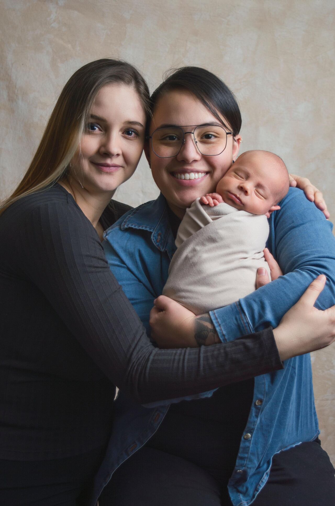 Leidy García y su esposa reivindican una maternidad diversa, amorosa y libre de etiquetas.