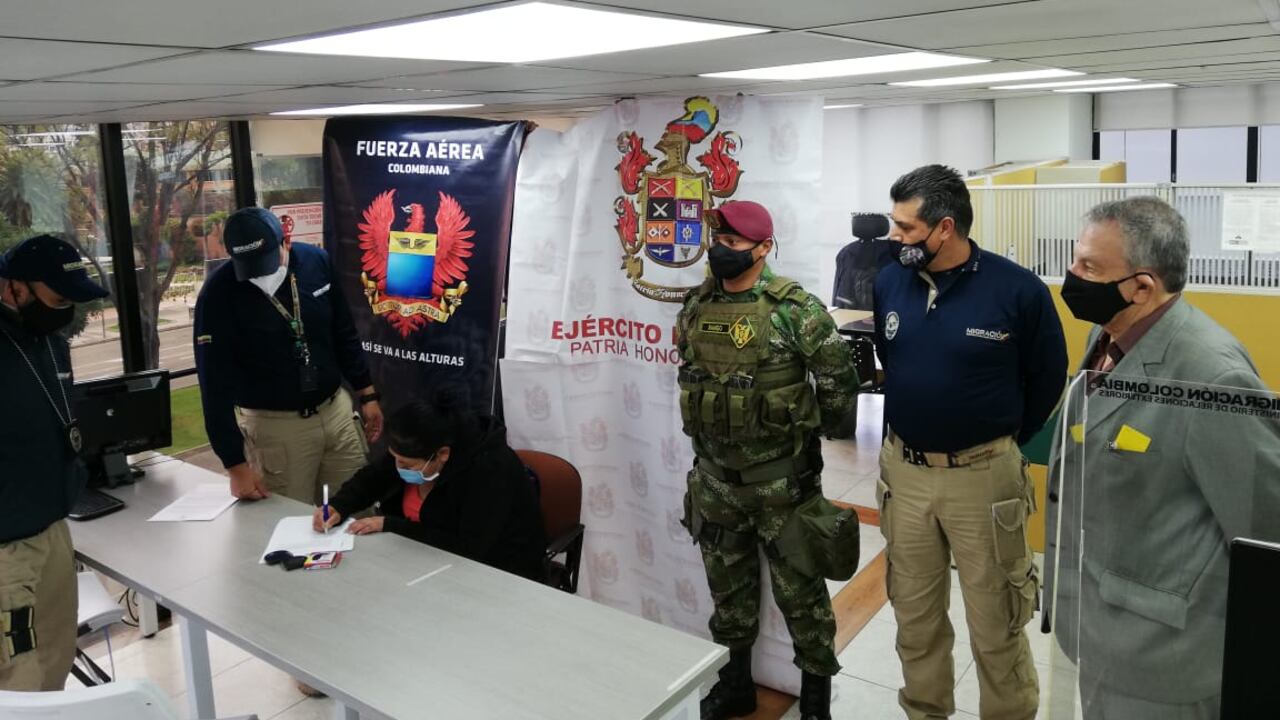 De Colombia fue expulsada la estafadora boliviana Lirio Rosario Uria Ortuño.