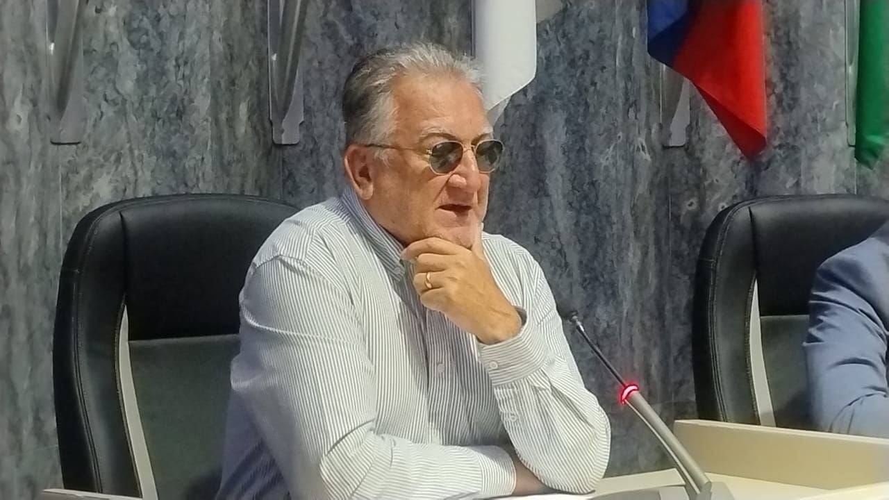 El superintendente de Servicios Públicos, Dagoberto Quiroga Collazos, llegó a Cali para corresponder a la invitación del Concejo para hablar sobre Emsirva.