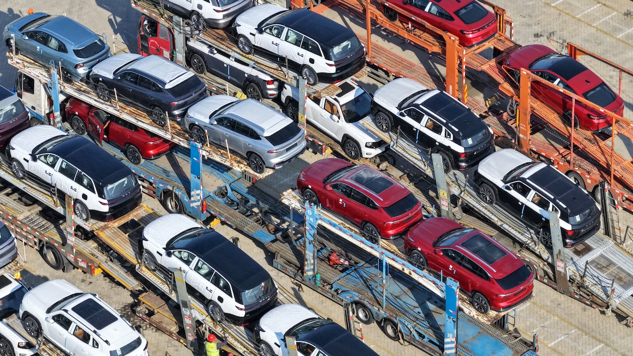 Importar un carro a Colombia requiere cumplir con varios trámites ante la Dian. (Imagen de referencia).