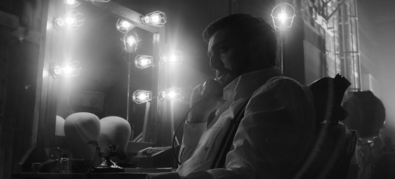 MANK (2020)
Tom Burke as Orson Welles.
NETFLIX