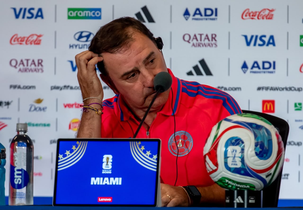 Néstor Lorenzo, DT de Colombia en la previa del juego contra Portugal en el Mundial 2026