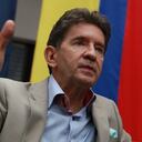 Luis Pérez ya sabe lo que es ocupar el cargo de gobernador en Antioquia.
