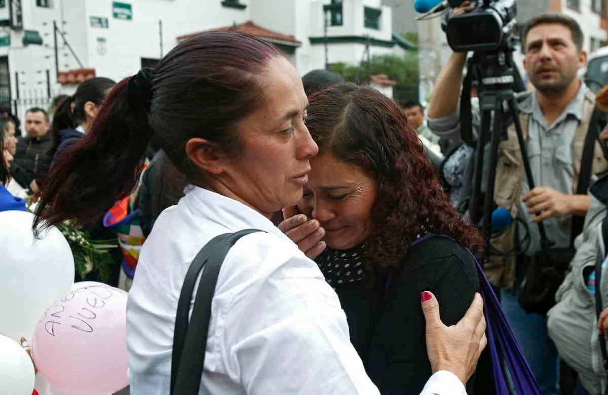 Con una misa en la iglesia Santa Teresita fue despedido el cuerpo de Yuliana Samboní. Foto: Daniel Reina