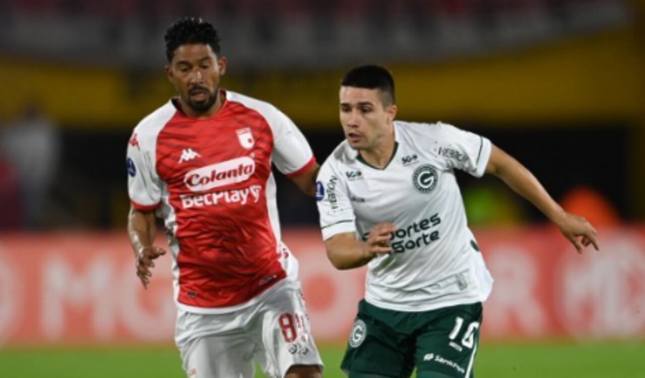 Independiente Santa Fe ante Goias de Brasil en Copa Sudamericana.