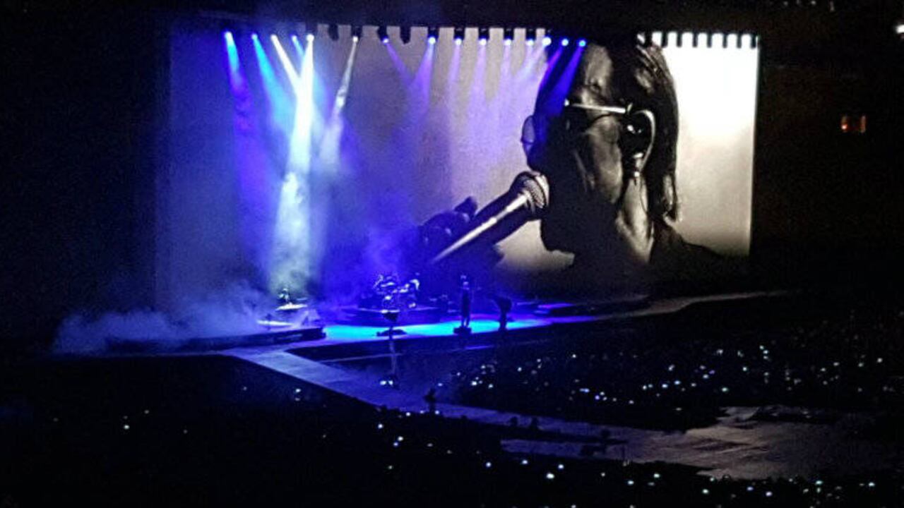 Bono en pantalla en el concierto de U2 en Bogotá. Fotos cortesía Sandro Romero Rey.