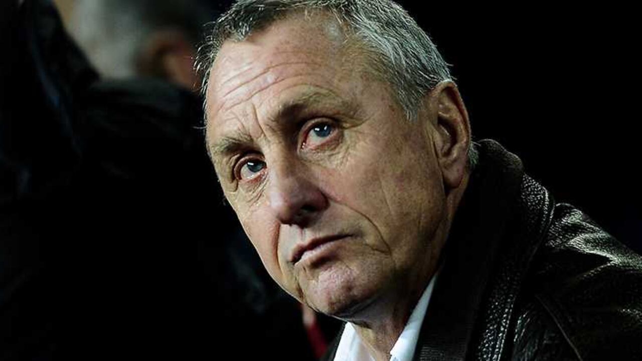 Johan Cruyff, extécnico del Barcelona tiene cáncer de pulmón