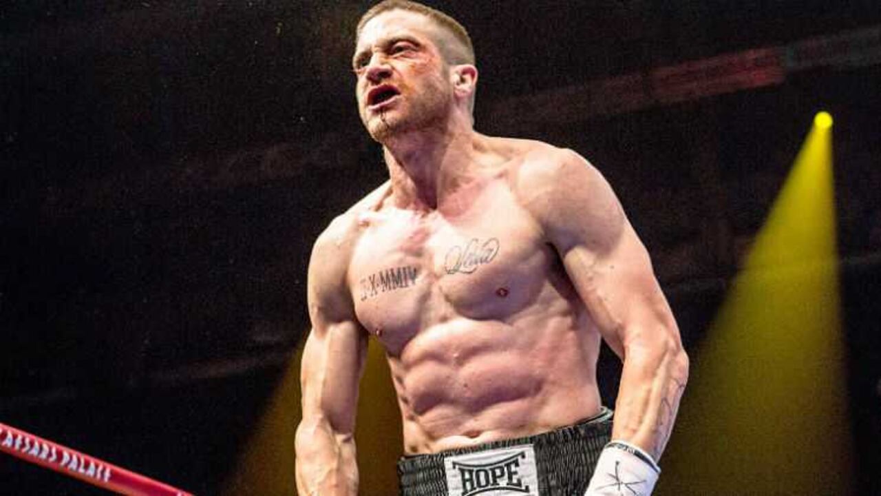 El actor estadounidense Jake Gyllenhaal llegó hacer hasta 2.000 abdominales por día para interpretar al boxeador Billy Hope en su nueva película 'Southpaw' (en español 'Revancha').