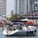 Seis hombres encapuchados que intentaron robar a los ocupantes serían los responsables.