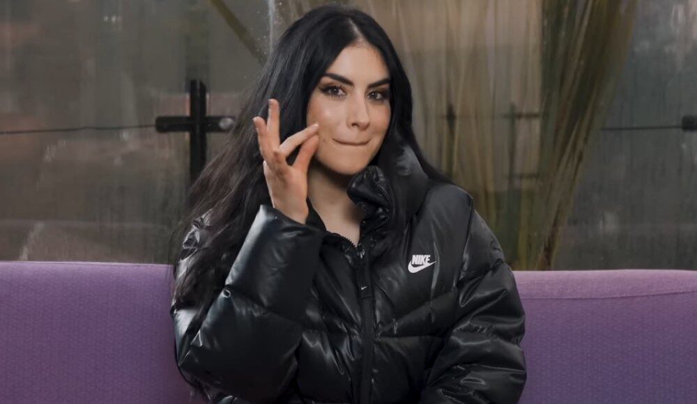 La presentadora habló de lado emocional y afirmó que estaba saliendo con alguien.