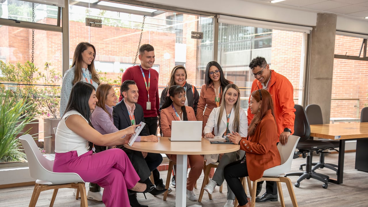 Compensar, una de las 40 mejores empresas para trabajar en el país según el Ranking Merco Talento 2024, ha desarrollado una oferta de valor para sus más de 14.000 colaboradores.