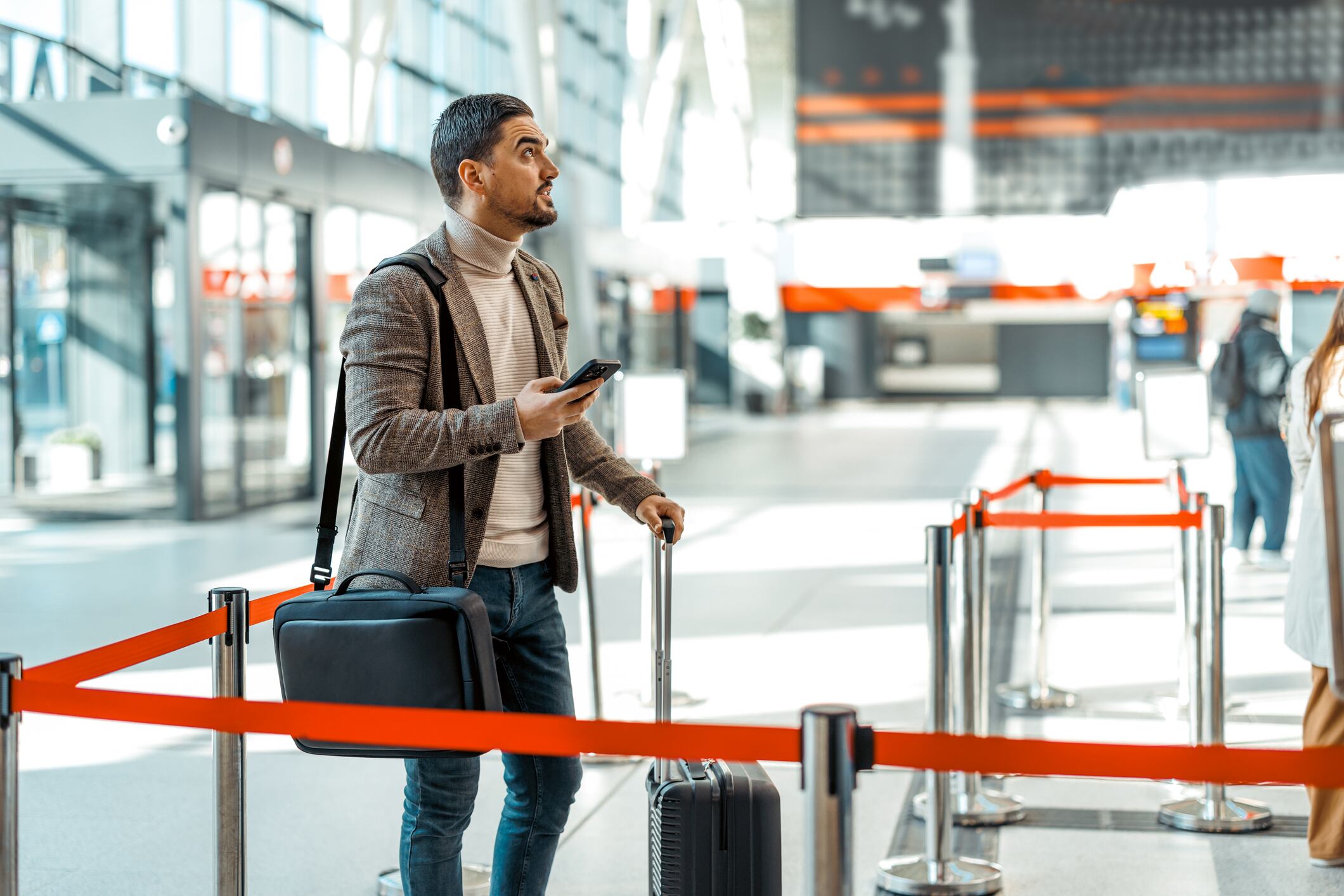 Persona en aeropuerto