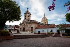 La iglesia de San Miguel Arcángel, en Paipa, Boyacá.