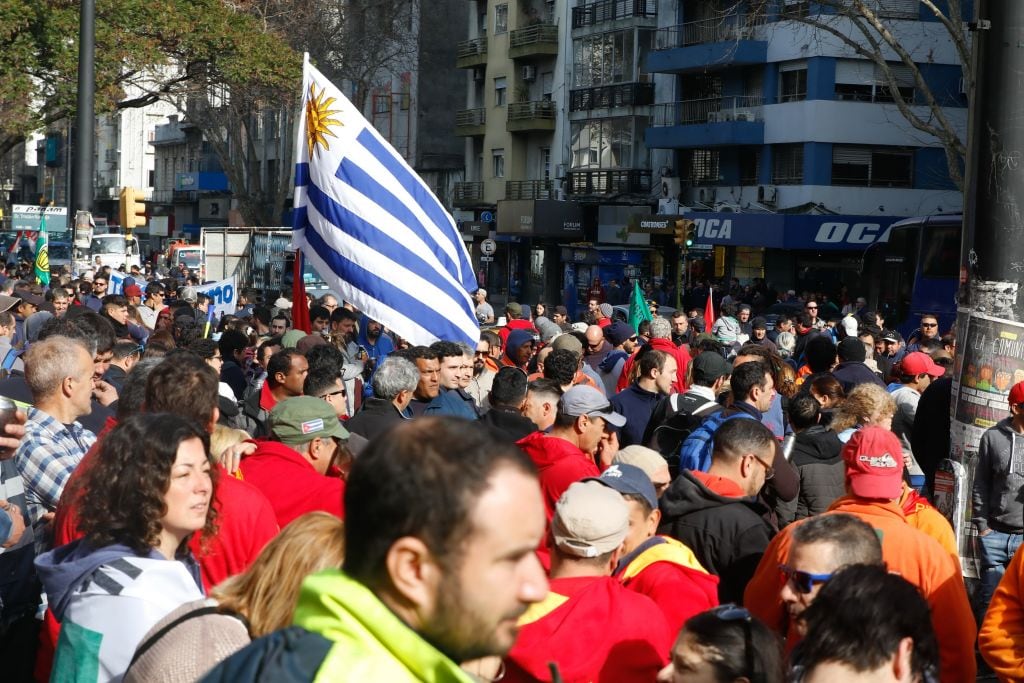 Las acciones fueron tomadas en defensa del trabajo y la negociación colectiva.