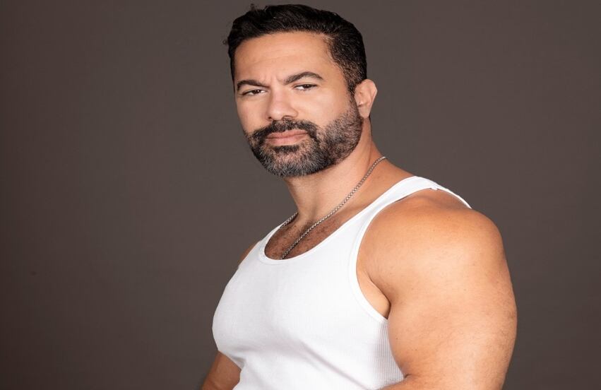 Víctor Turpin, actor colombiano que actúa en 'Scream 7'.