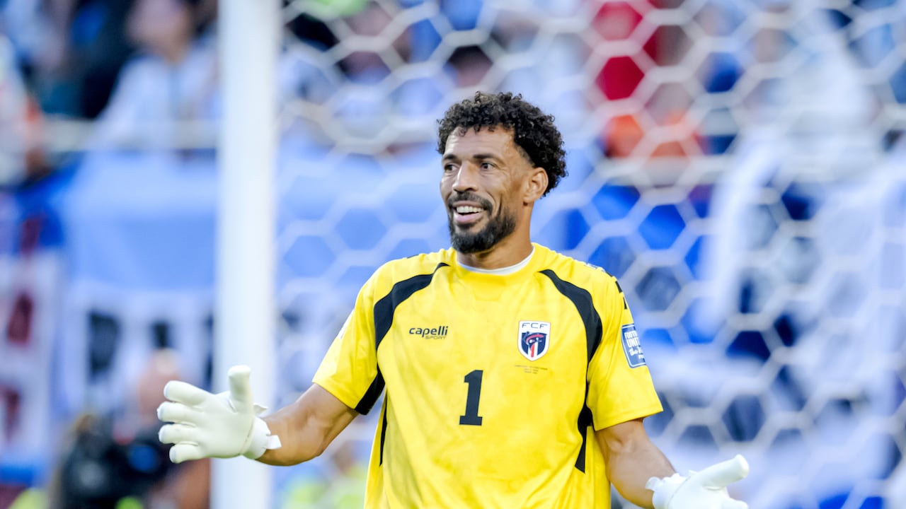 Vozinha llega a Colo-Colo después de ser figura revelación en el Mundial 2026.