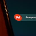 Aunque Emergencia SOS viene integrada en la mayoría de celulares actuales, muchas personas nunca llegan a configurarla.