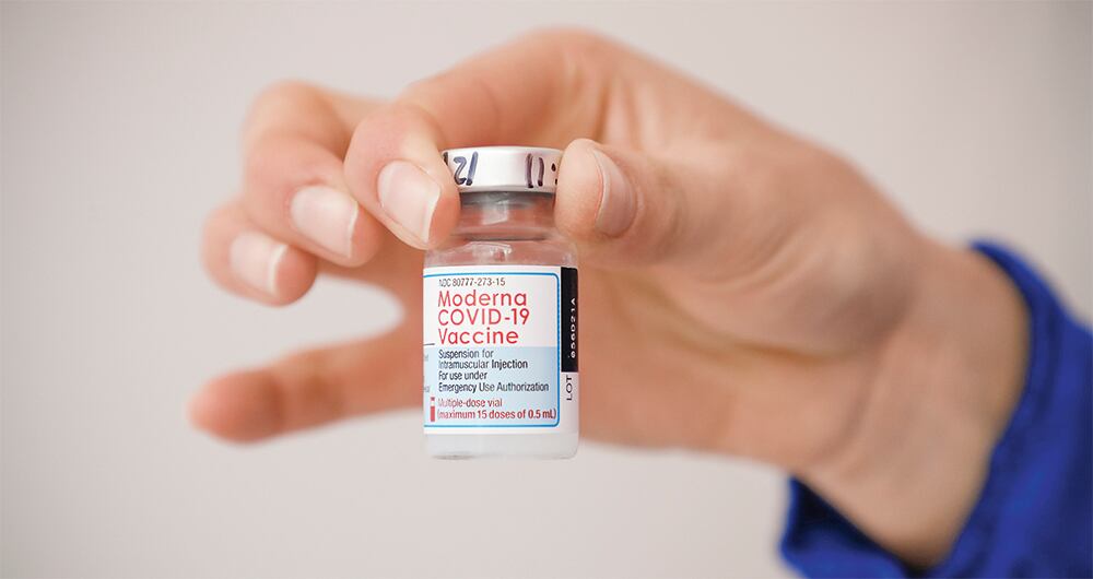 La vacuna Moderna sirve para proteger frente a la COVID-19.