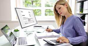 Es importante seguir desarrollando la tecnología para que en el mediano plazo otro tipo de documentos tributarios pasen al escenario electrónico.