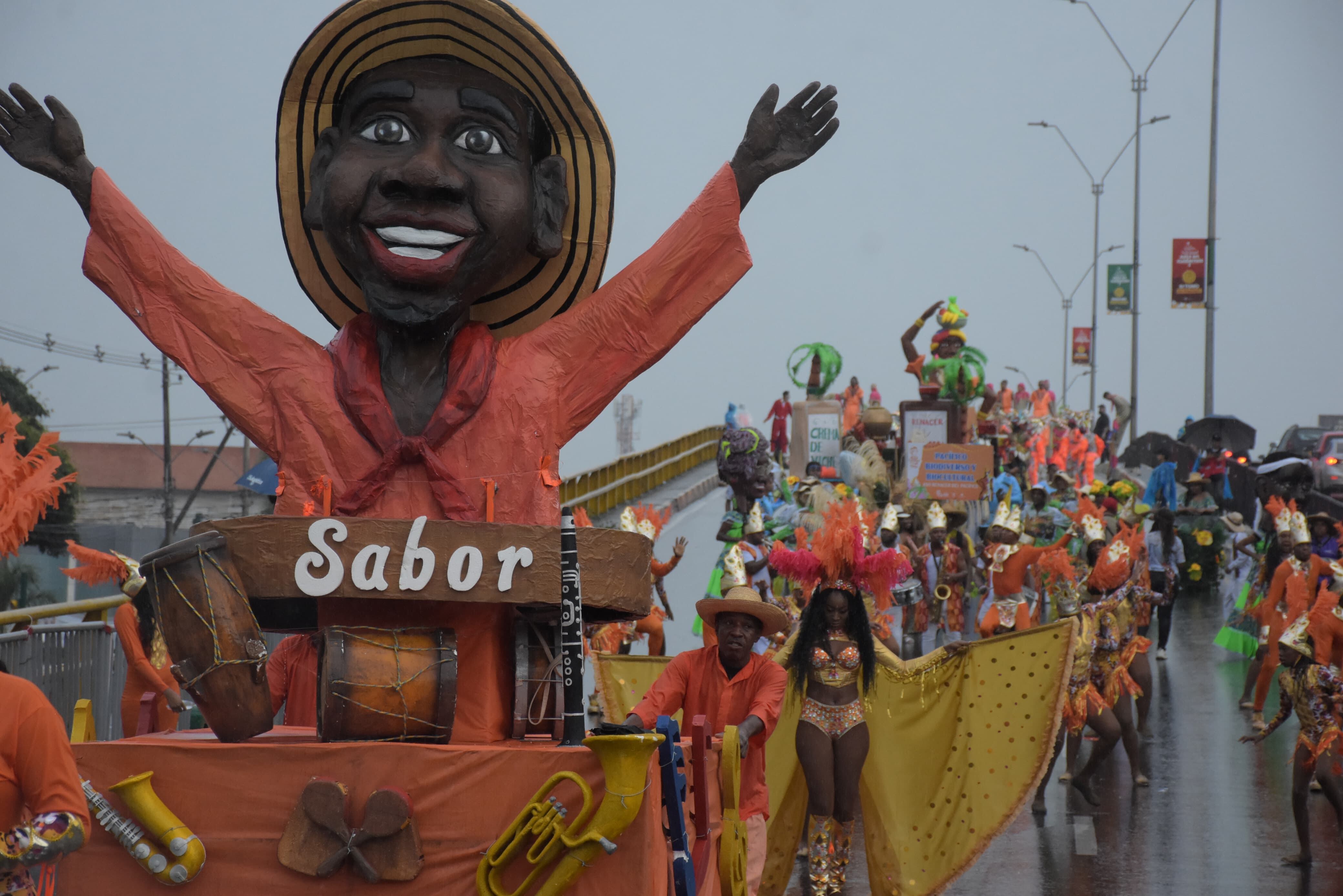 El Carnaval de Cali Viejo es uno de los más antiguos de la ciudad en esta Feria de Cali número 67 de 2024. Jorge Orozco / El País. Carnaval de Cali Viejo - Feria de Cali