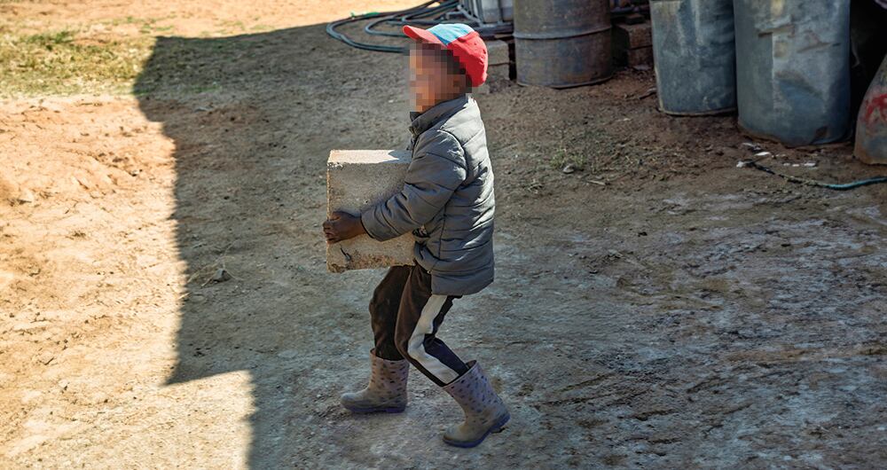Entre los menores trabajadores colombianos, 212.000 son hombres y 99.000 mujeres. 