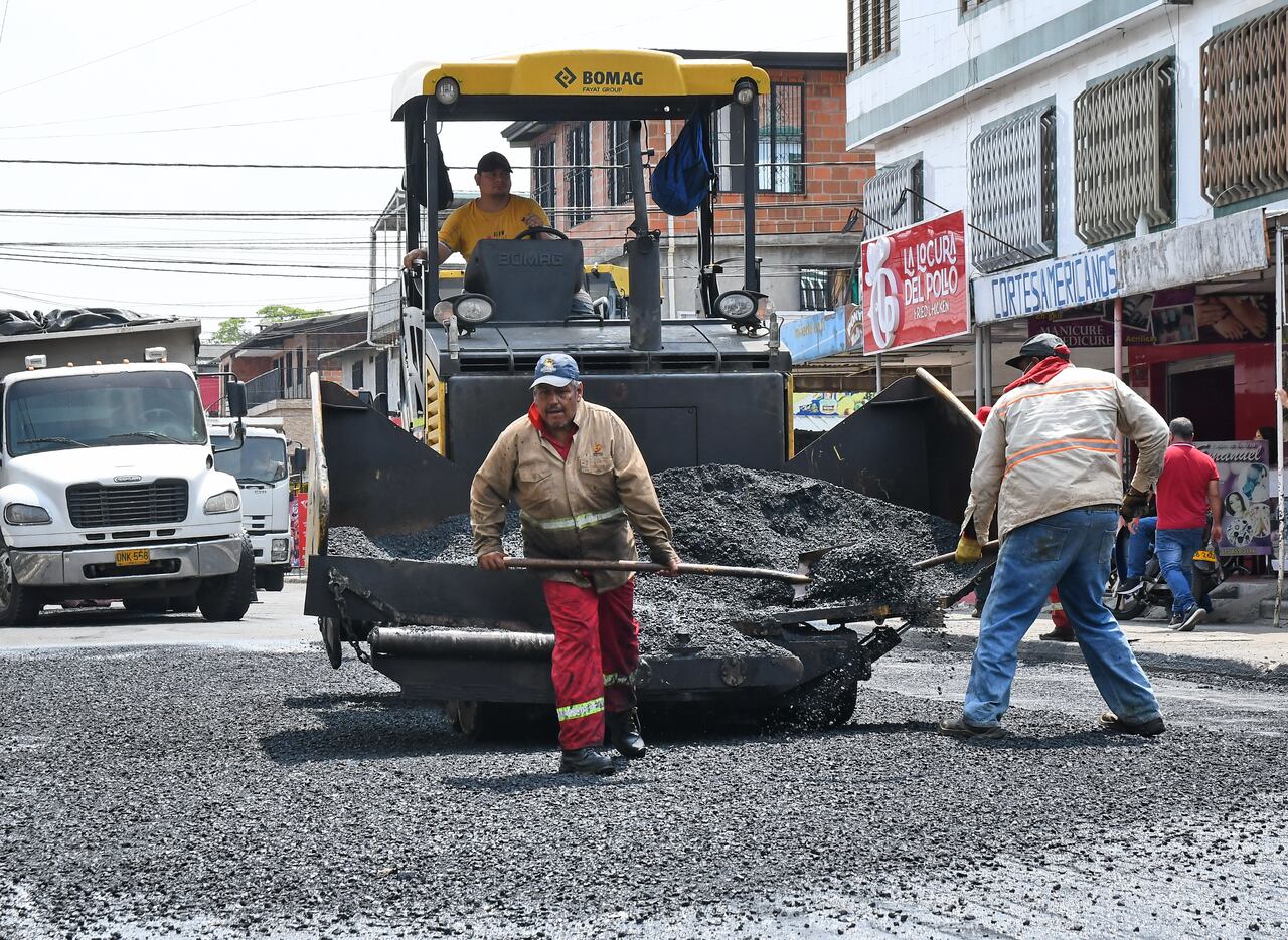 Estas son las vías que la Secretaría de Infraestructura de Cali ha recuperado en el B/ LA UNION DE VIVIENDA POPULAR Cra 41 co cra 41H, Abril 15 de 2024, Foto Wirman Rios, EL PAIS