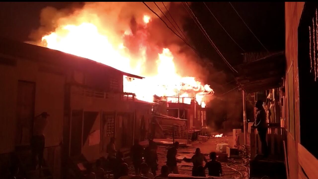 Imágenes del incendio.