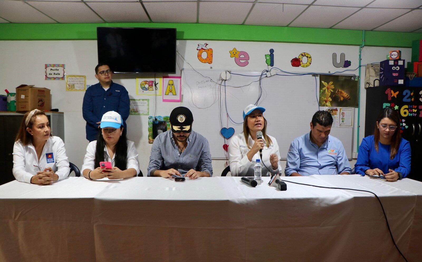 Desde Villavicencio, Carolina Corcho habló sobre la reforma a la salud y el modelo de salud en el municipio.