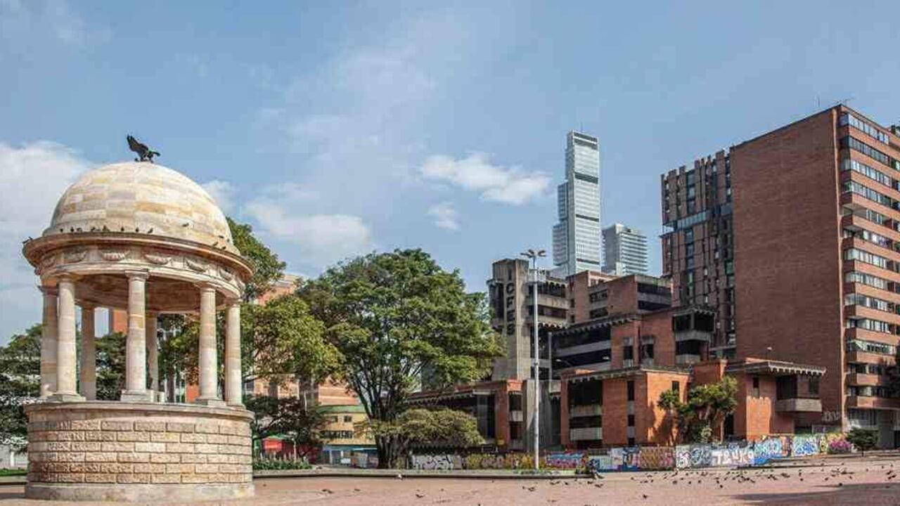 La pandemia de covid-19 hizo evidente la necesidad de los espacios verdes al interior del entorno urbano. Foto: Clara Moreno/ Semana.