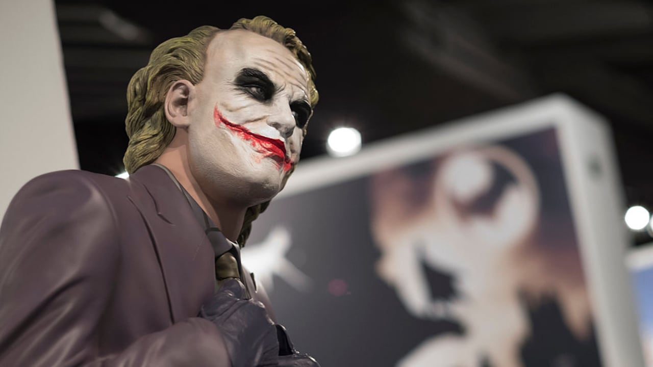 El responsable vestía pantalón naranja, camisa gris y tenía pintando el rostro al estilo del payaso villano de DC Comics. (Imagen de referencia) (Photo by Oscar Gonzalez/NurPhoto via Getty Images)