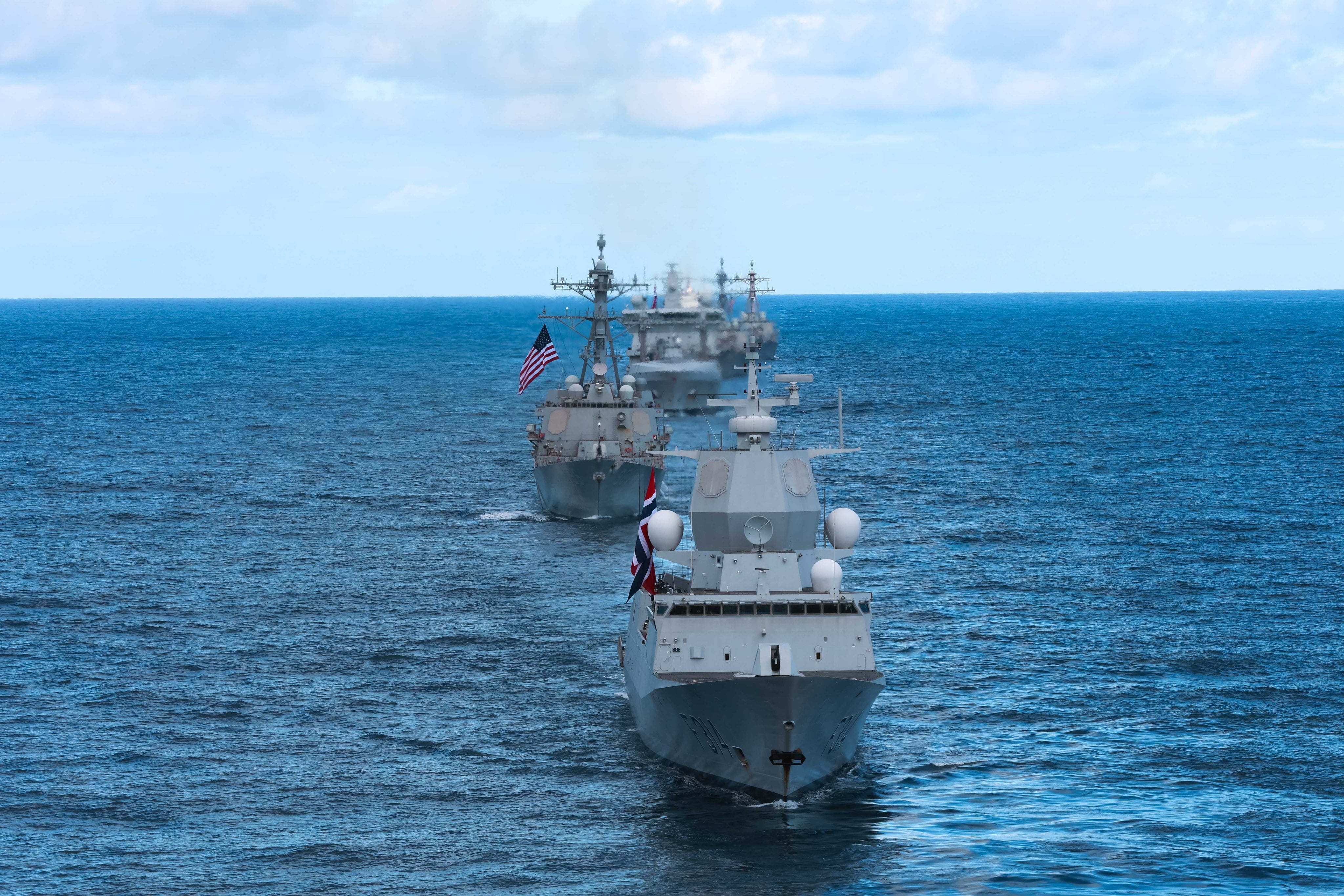 Buques de guerra norteamericanos. Imagen de referencia
