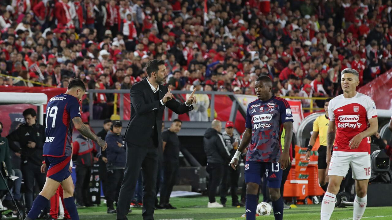 Independiente Santa Fe e Independiente Medellín en el Estadio El Campín.
