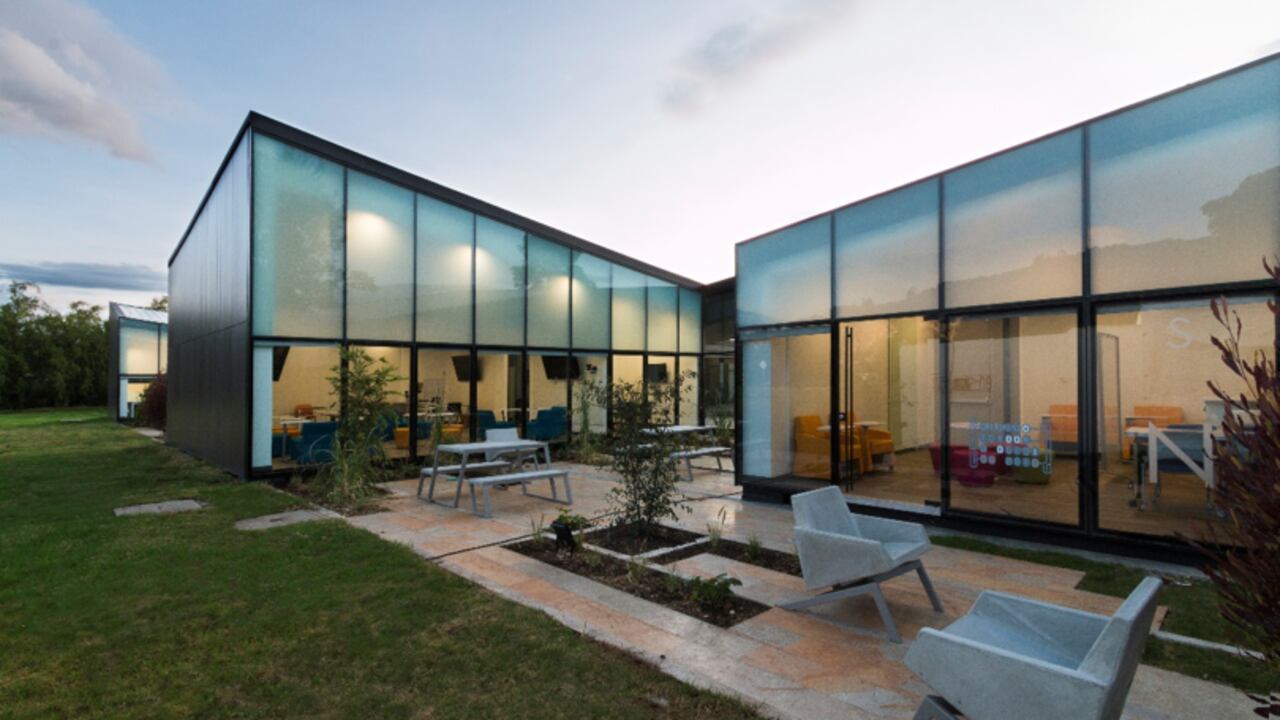 Becas que promueven la inclusión y premian la calidad académica de los estudiantes