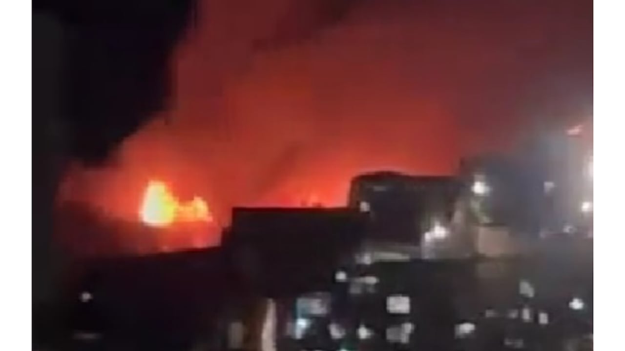 Fuerte incendio forestal en el norte de Cali causó pánico entre la comunidad.