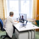 Aparte de ser un recurso rápido para atender a los pacientes, también es rentable. Foto: Getty Images.