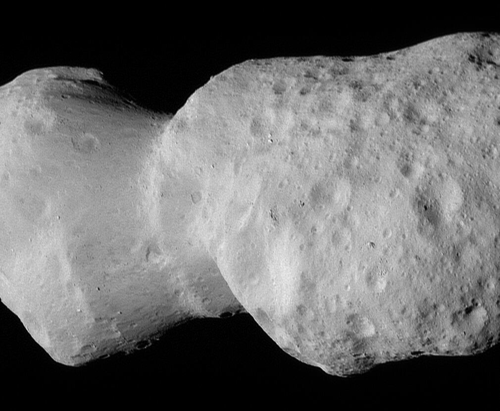 La sonda Lucy confirmó que el asteroide Donald Johanson tiene una estructura binaria de contacto.