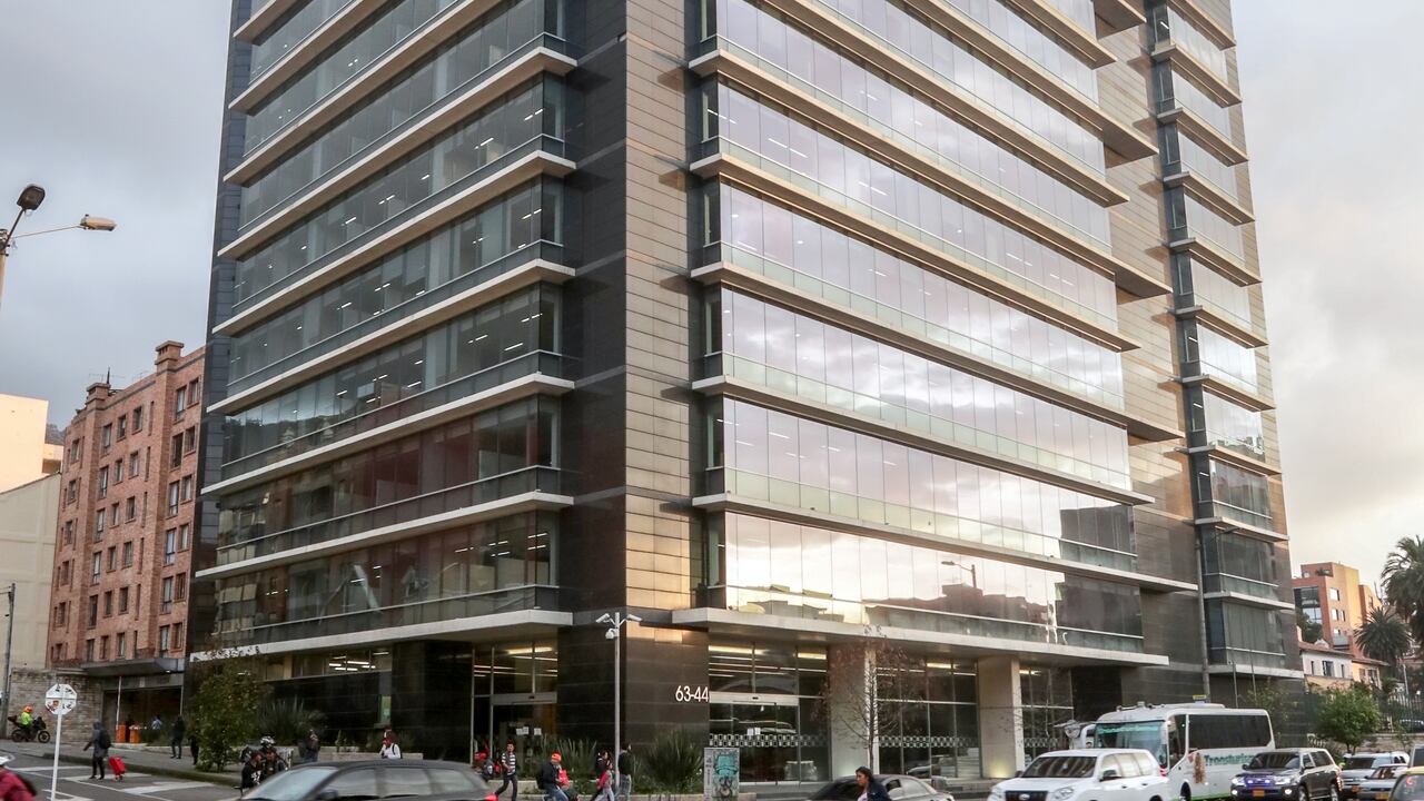 Gracias a la recuperación económica que avanza en el país, las empresas capitalizan los beneficios del modelo híbrido de trabajo, optimizan sus áreas y buscan espacios que están por encima de los 900 m2.