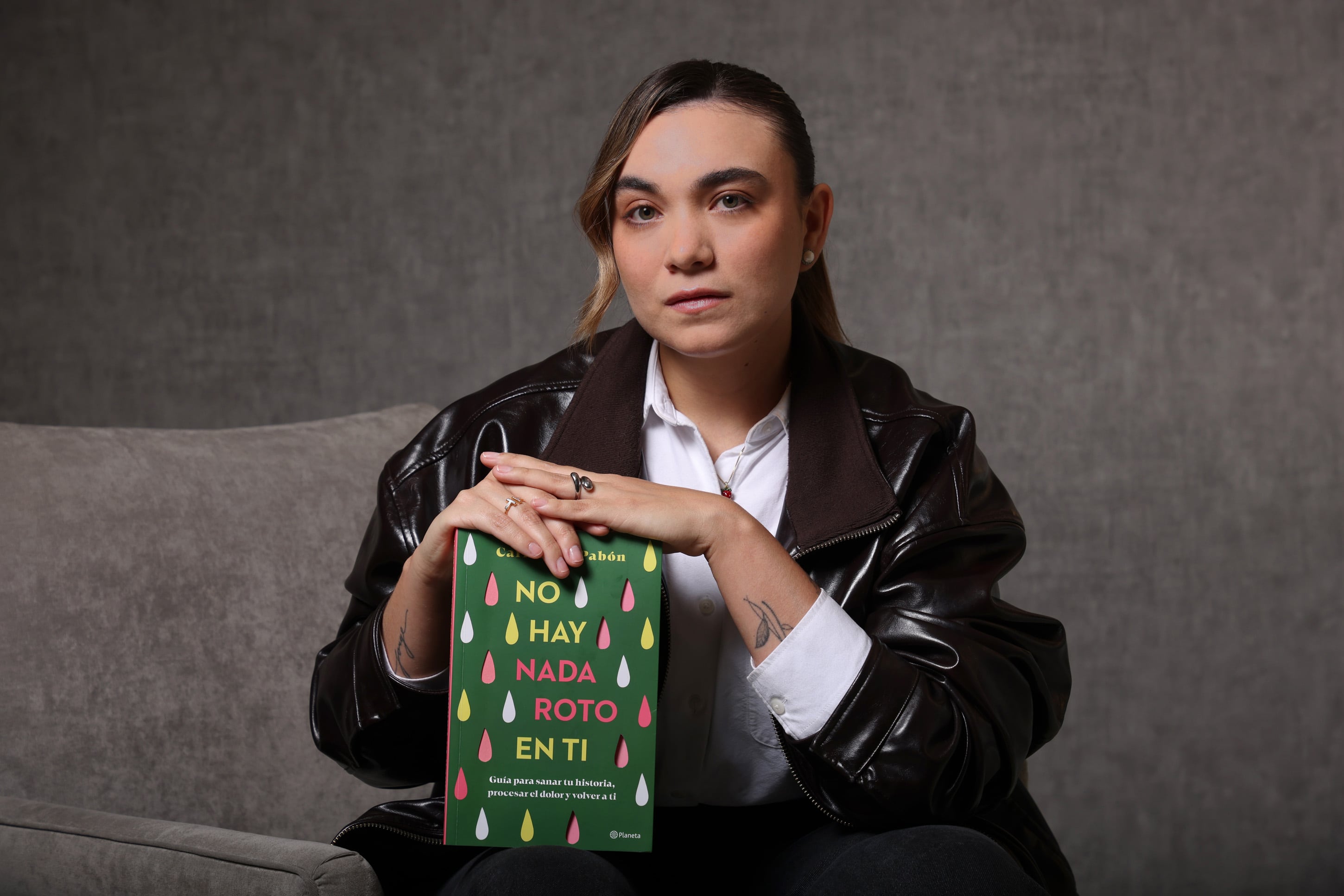 Carmen E. Pabón, psicóloga y psicoterapeuta, enfocada en el trauma complejo, fundadora de Sanando Conexiones y autora del libro ‘No hay nada roto en ti’ de Planeta.