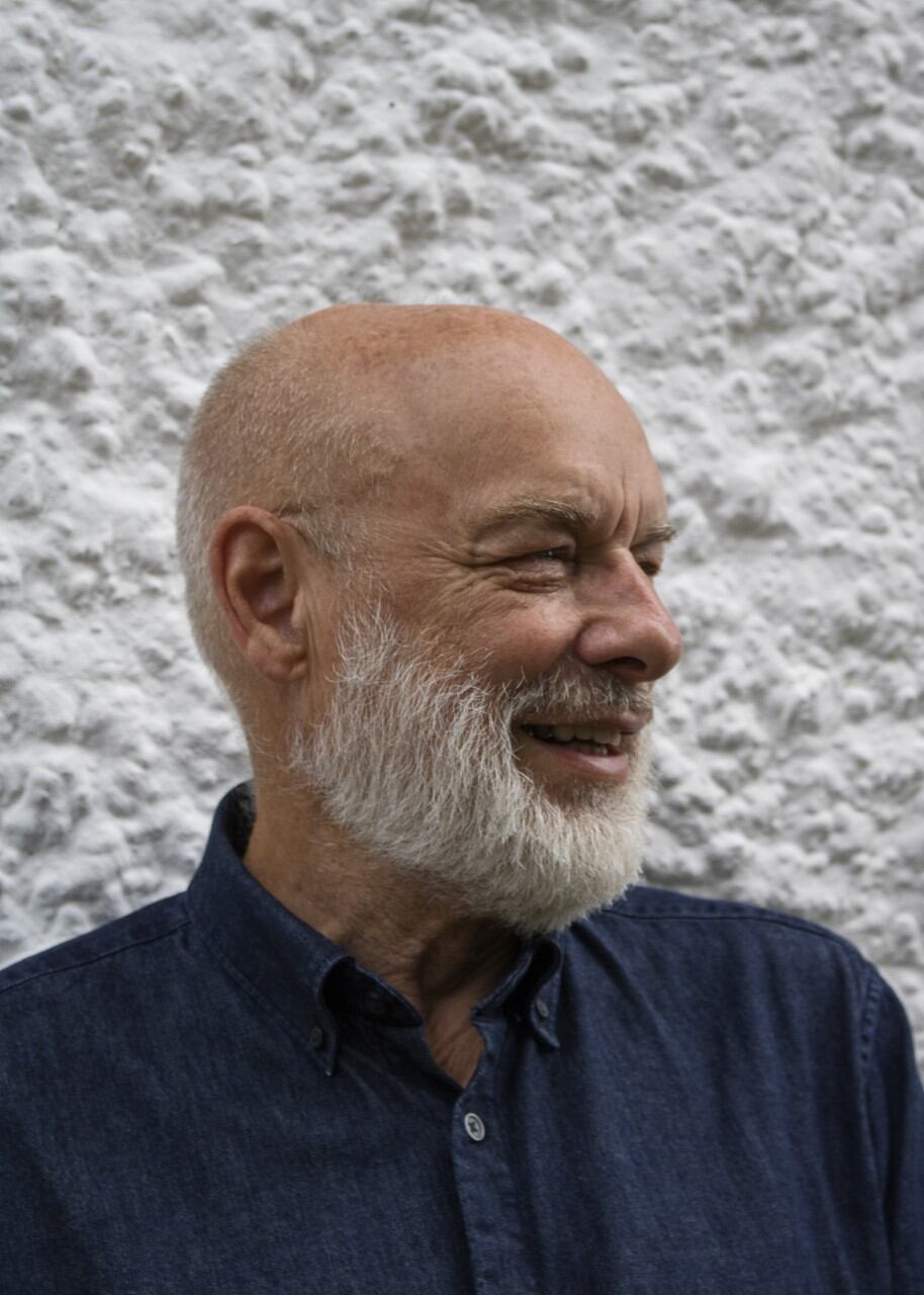 Brian Eno cumplió este lunes 15 de mayo 75 años.