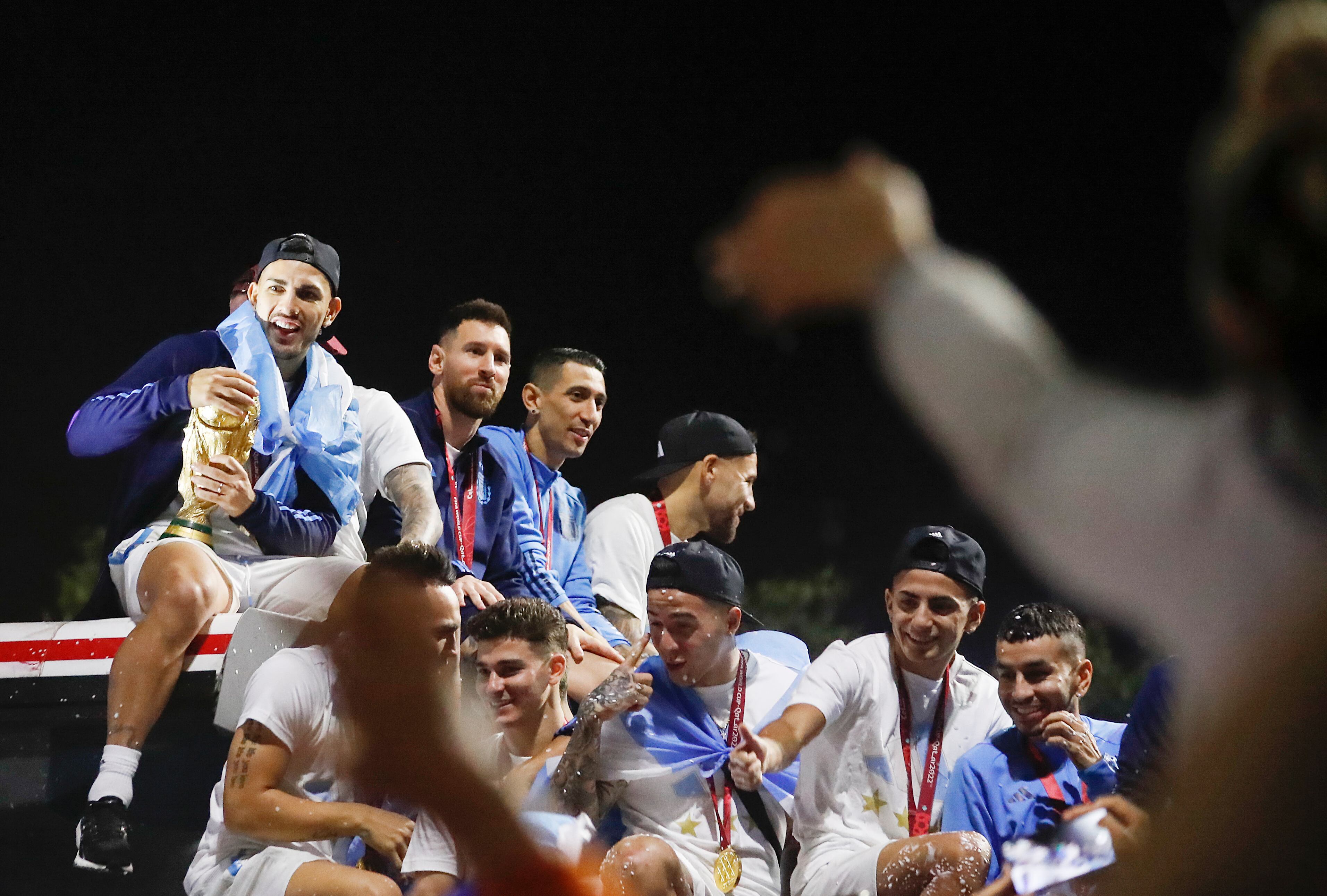 Jugadores de Argentina en el marco de la celebración de su título mundial.