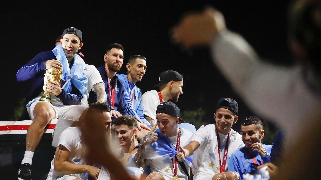 Jugadores de Argentina en el marco de la celebración de su título mundial.