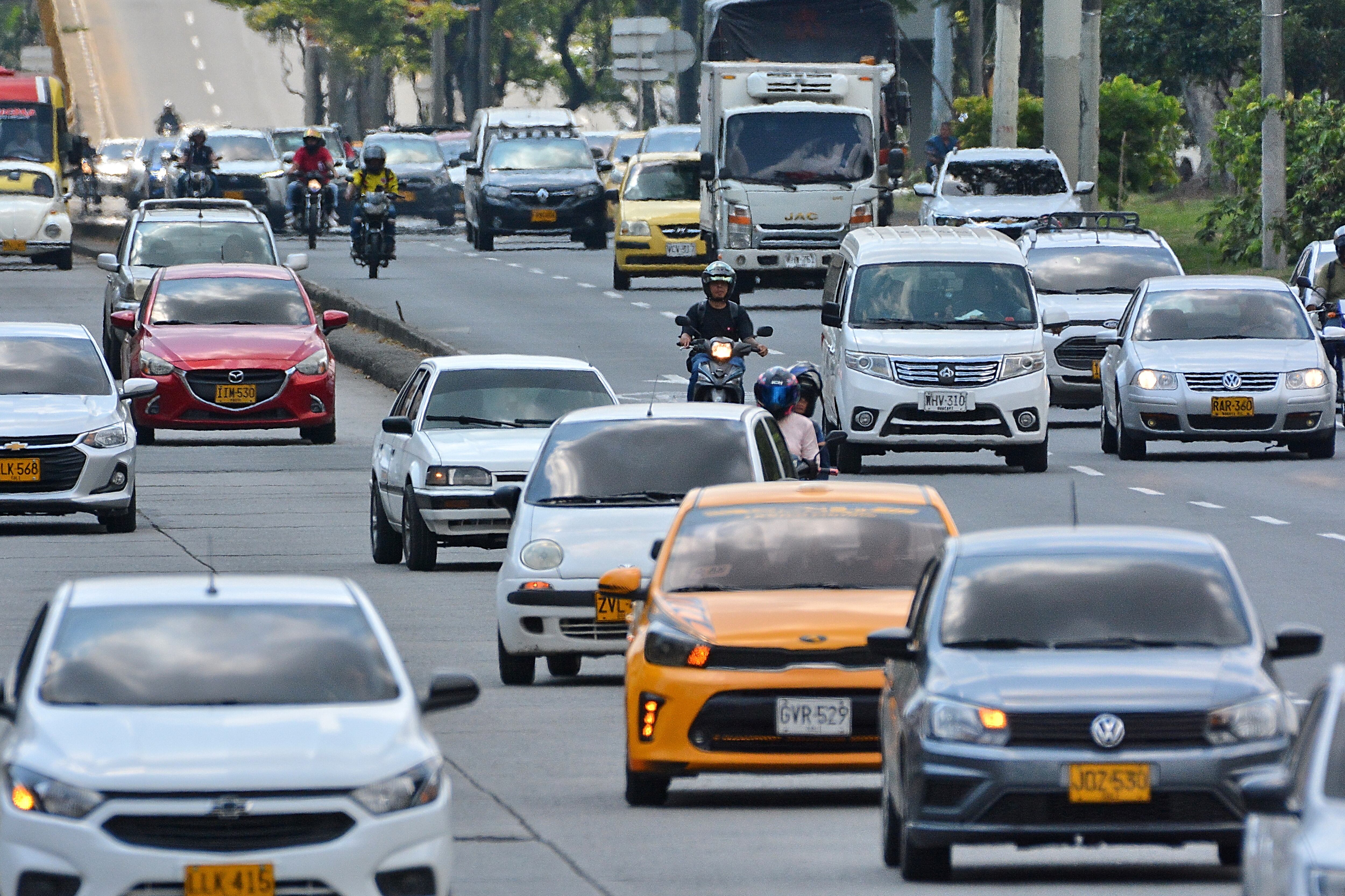 Presentación del decreto con el reajuste al cobro de la tasa por congestión. Foto Jorge Orozco / El País.