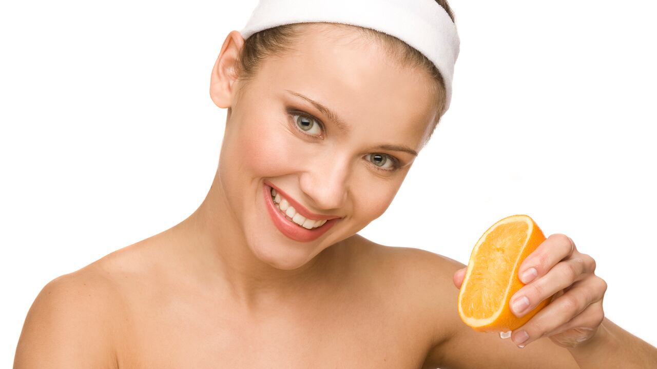 El zumo de limón tiene propiedades para la piel de axilas y pies. (Imagen de referencia)