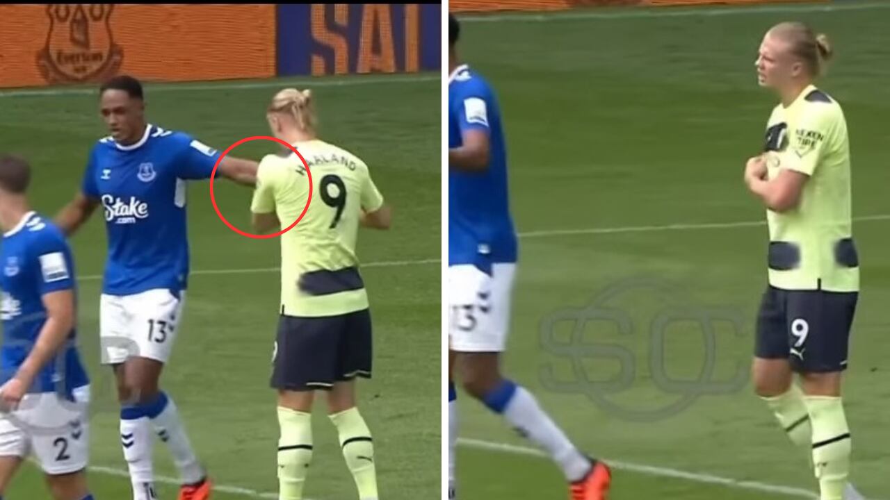 Yerry Mina quiso parar a su rival de Manchester City con pellizcos.