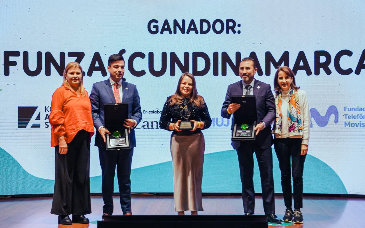 Funza obtiene el premio 'Construyendo sueños' de Colombia Líder
