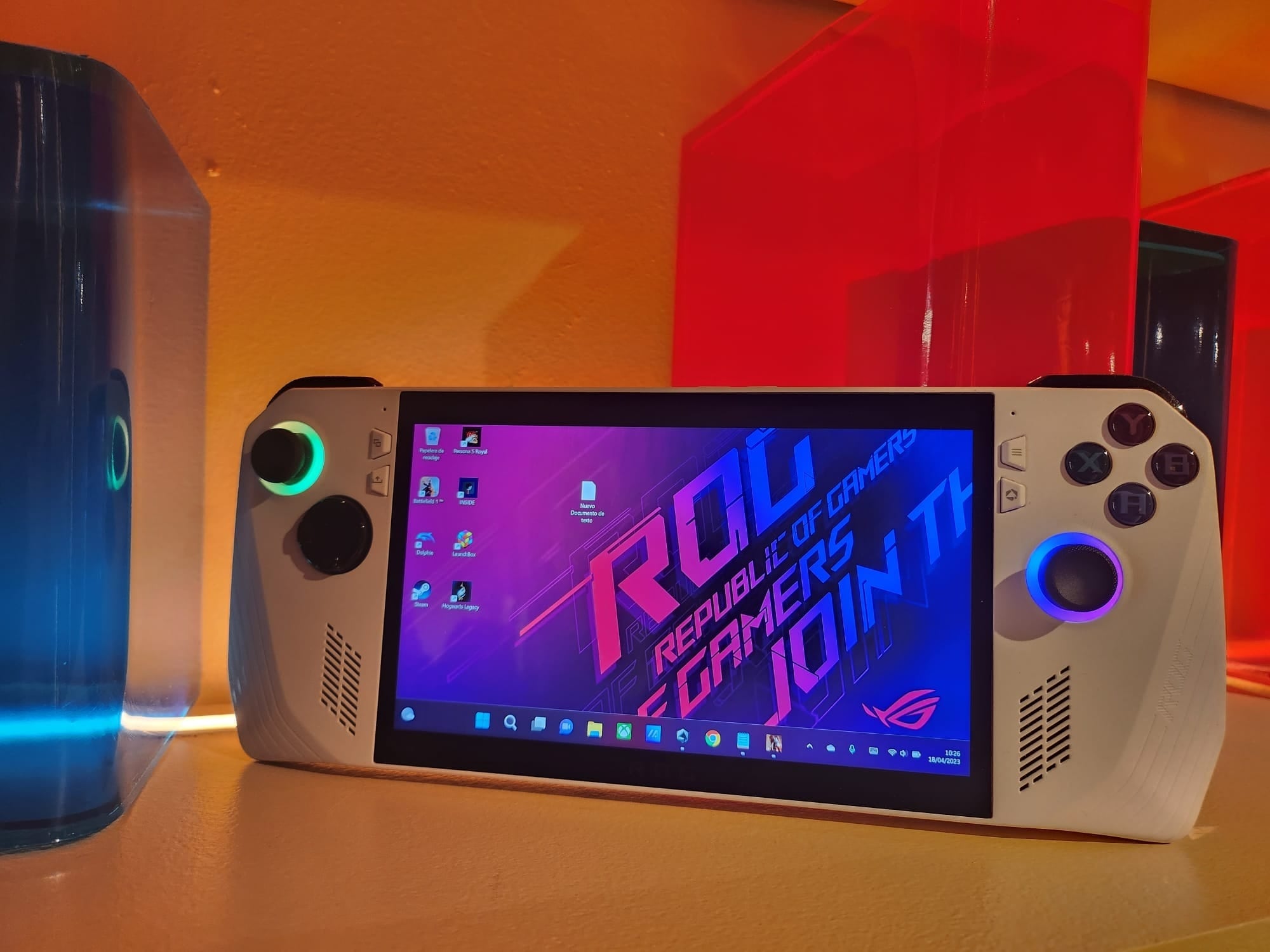 Asus presenta su consola ROG Ally.