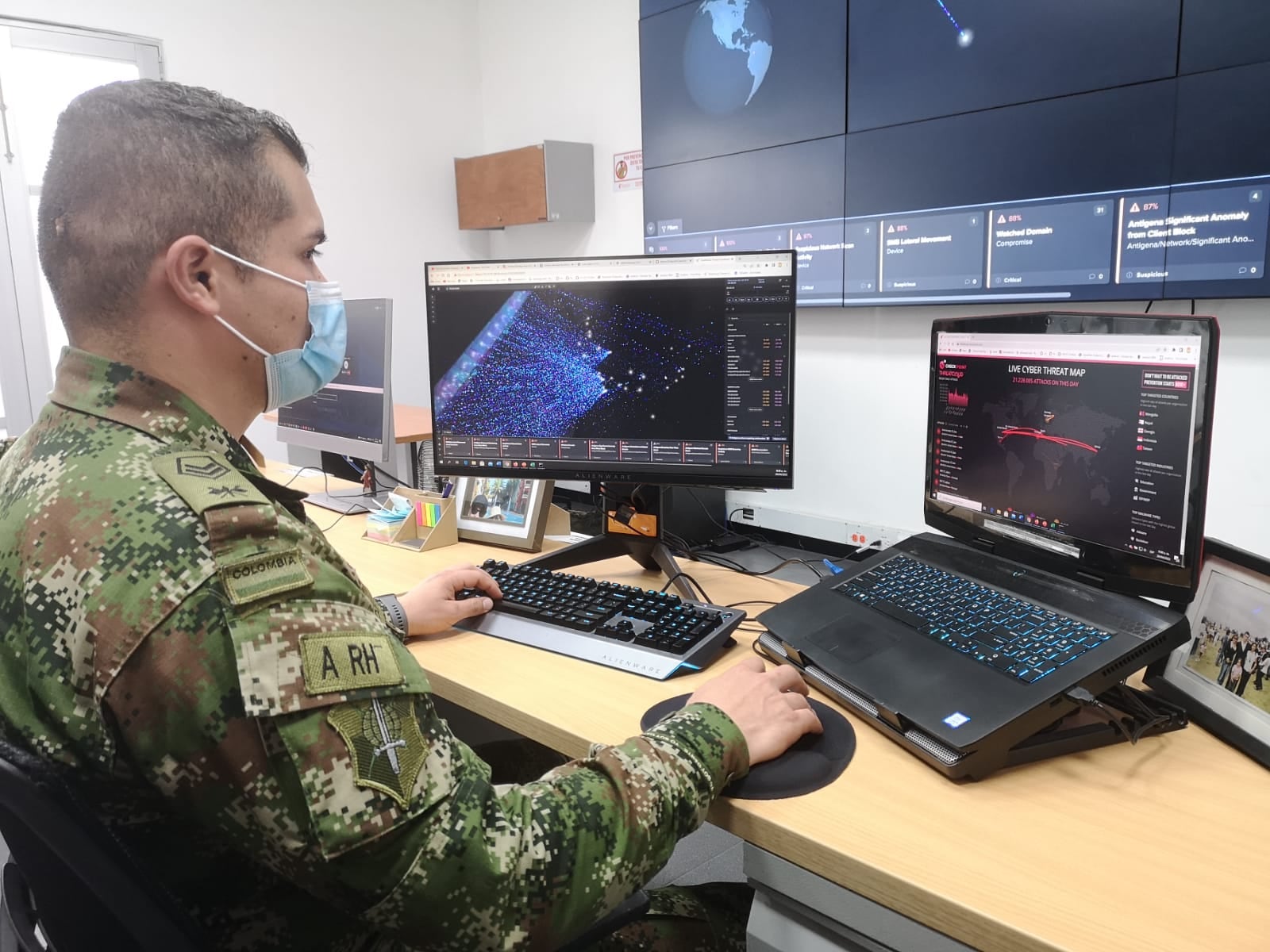 Colombia estuvo representada con cuatro equipos (Comando Conjunto cibernético, Ejército Nacional, Armada Nacional y Fuerza Aérea Colombiana).